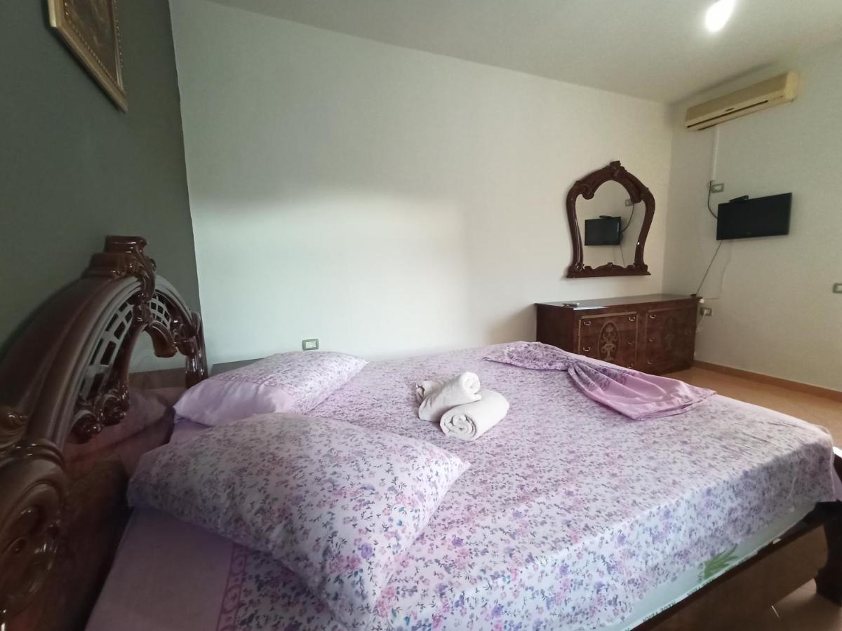 Kavalona Park Hotel Vlore Room photo